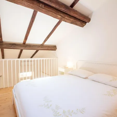 Realkasa Calari Terrace Loft Apartamento Bolonia